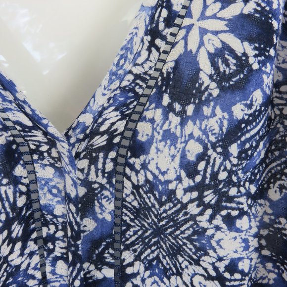 Lucky Brand Blue Blouse Top Tunic..............225 - Picture 3 of 9